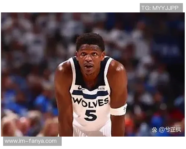 爱德华兹创历史成就25岁前三分球命中超1200个成NBA首位